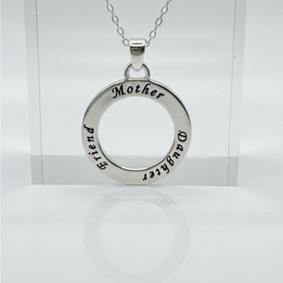 925 Italy Sterling Silver Jewelry - Silver “Mother Daughter Friend “ Quote necklace 925 stamped Vintage